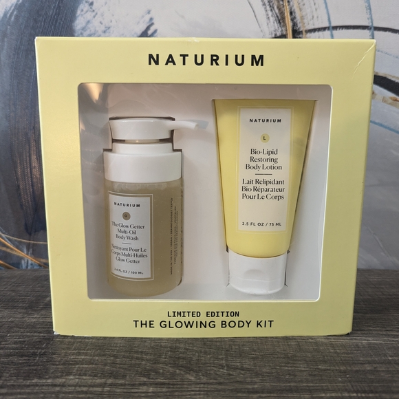 *NIB* Naturium ~ The Glowing Body Kit - Picture 1 of 4